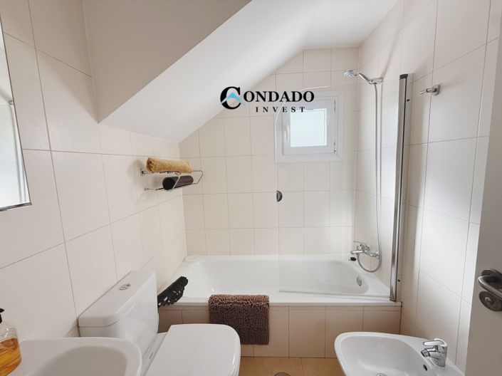 Image No.20-2 Bed Apartment for sale