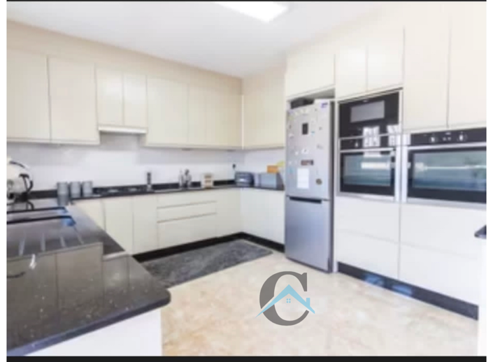 Image No.11-5 Bed Country House for sale