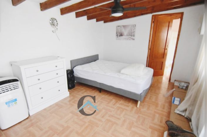 Image No.23-5 Bed Country House for sale