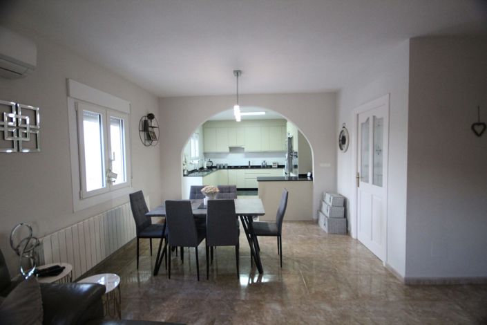 Image No.36-5 Bed Country House for sale