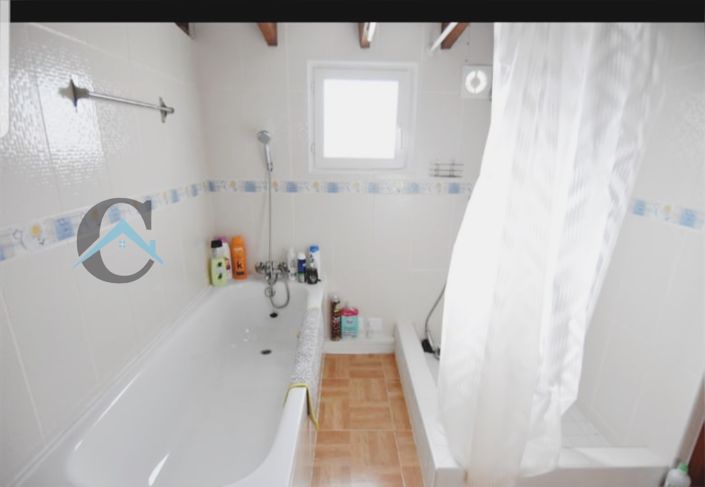 Image No.48-5 Bed Country House for sale