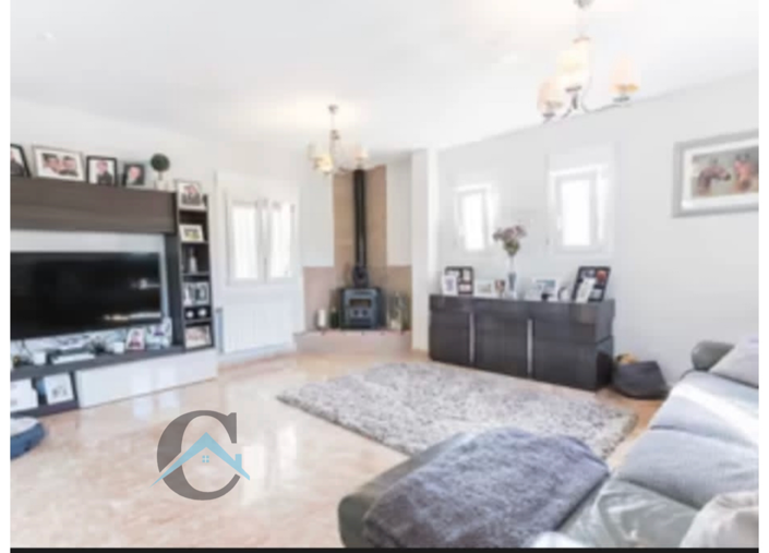 Image No.10-5 Bed Country House for sale