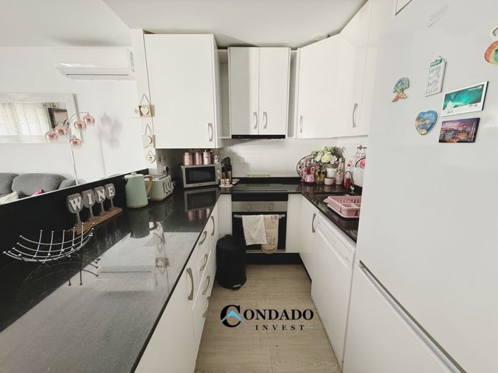 Image No.18-3 Bed Apartment for sale