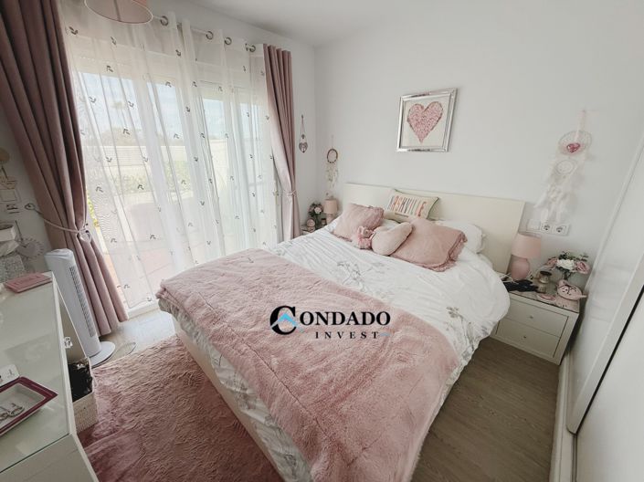 Image No.20-3 Bed Apartment for sale