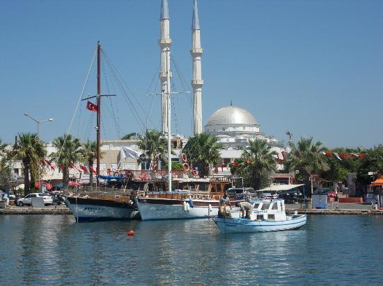 Image No.28-3 Bed Villa for sale