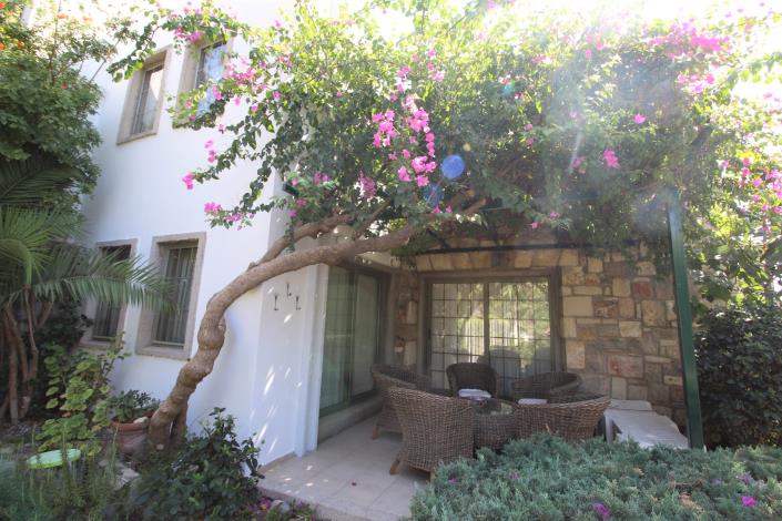 Image No.10-4 Bed Villa for sale