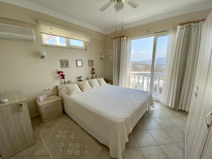 Image No.16-2 Bed Apartment for sale