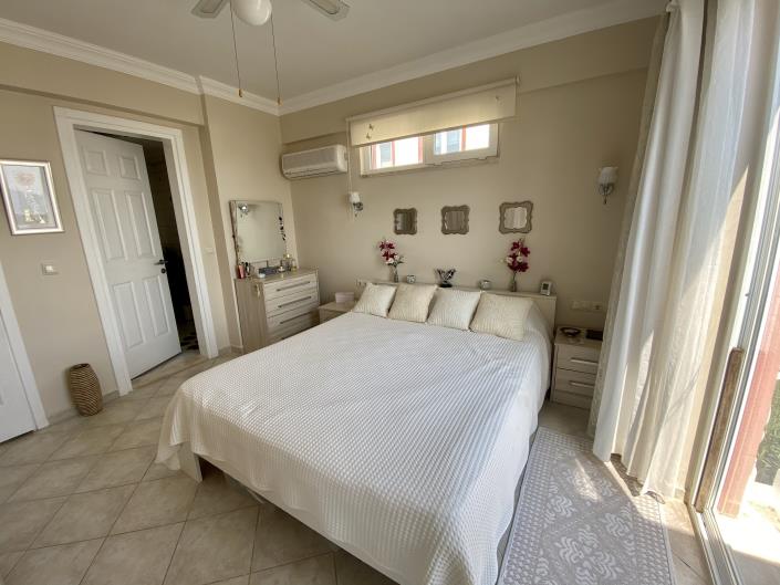 Image No.18-2 Bed Apartment for sale