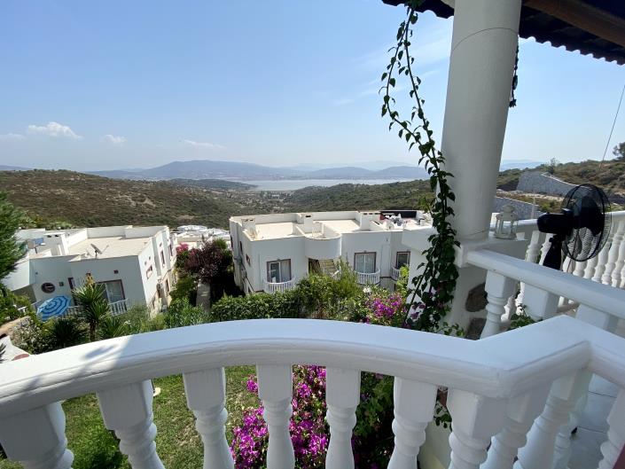 Image No.21-2 Bed Apartment for sale