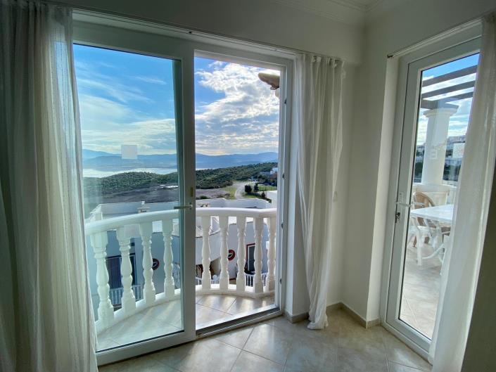 Image No.14-2 Bed Apartment for sale