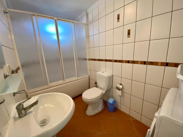 Image No.19-2 Bed Apartment for sale