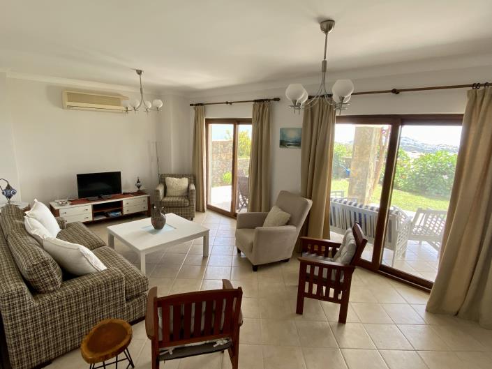 Image No.12-3 Bed Villa / Detached for sale