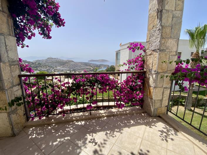 Image No.28-3 Bed Villa / Detached for sale