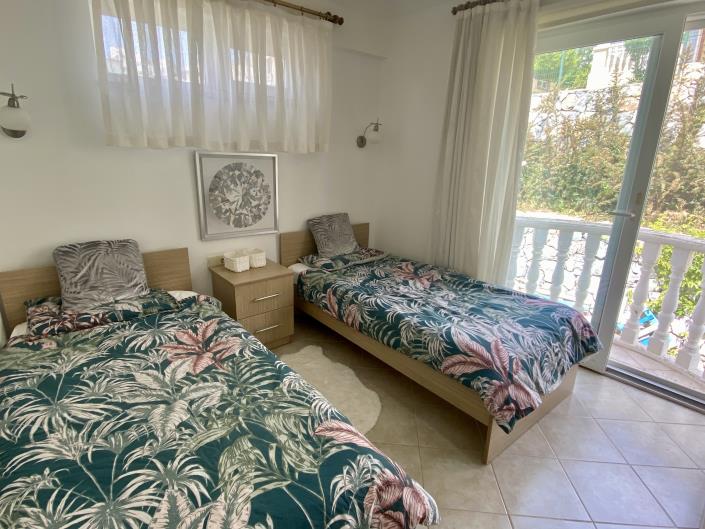 Image No.17-2 Bed Apartment for sale