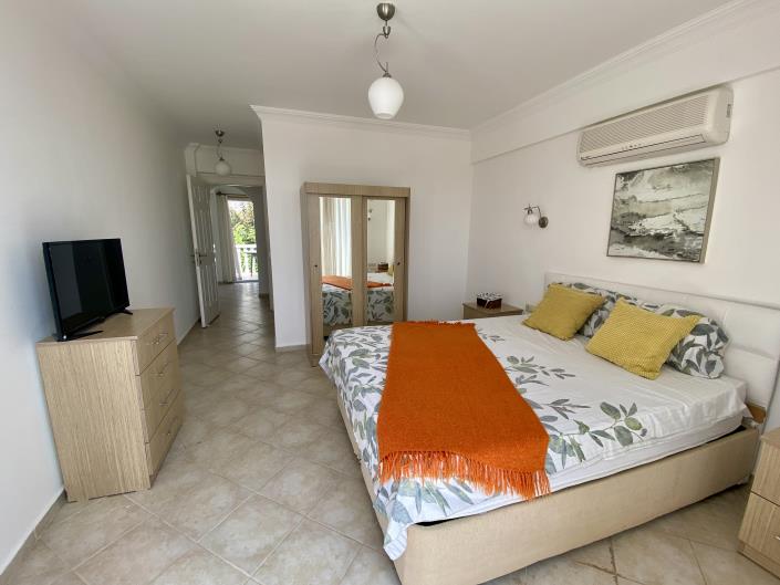 Image No.25-2 Bed Apartment for sale