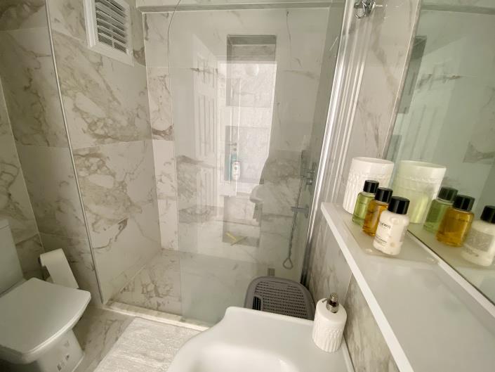 Image No.30-2 Bed Apartment for sale