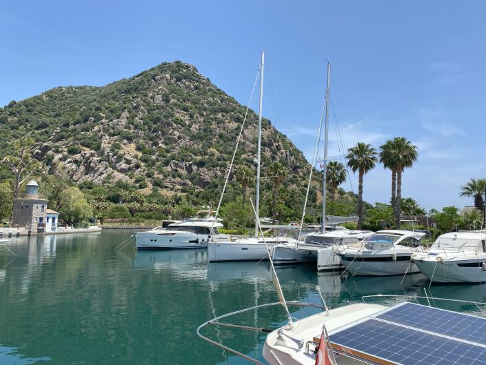 Image No.44-3 Bed Villa / Detached for sale