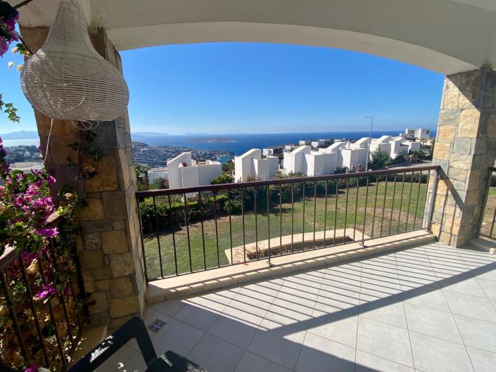 Image No.17-2 Bed Duplex for sale