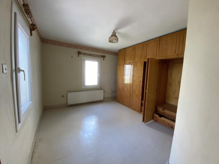 Image No.19-3 Bed Semi-Detached for sale