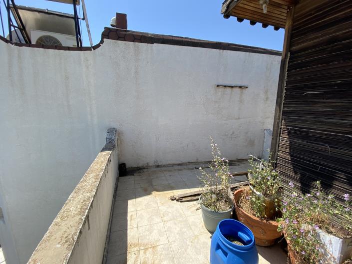 Image No.28-3 Bed Semi-Detached for sale