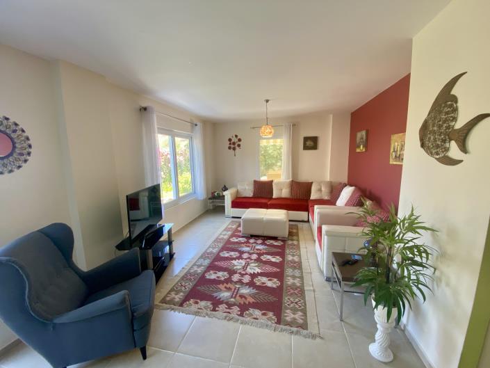 Image No.8-3 Bed Duplex for sale
