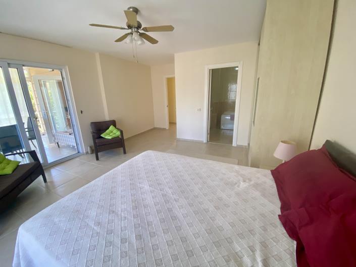 Image No.21-3 Bed Duplex for sale