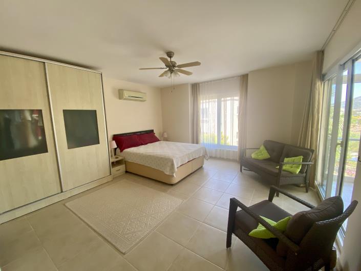 Image No.22-3 Bed Duplex for sale