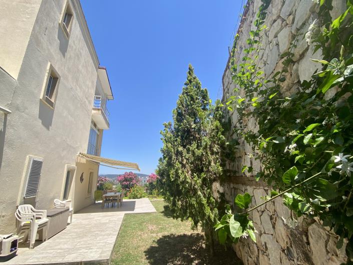 Image No.33-3 Bed Duplex for sale