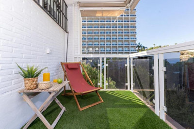 8-e64a9055bba3e77ac8aca3b893cdf826