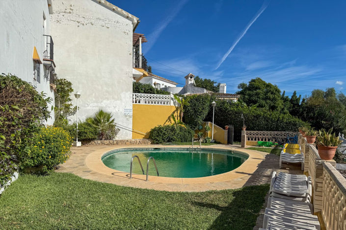 Image No.22-3 Bed Property for sale