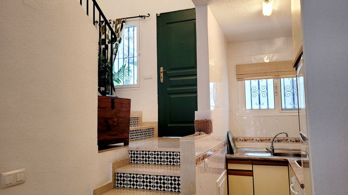 Image No.11-1 Bed Property for sale