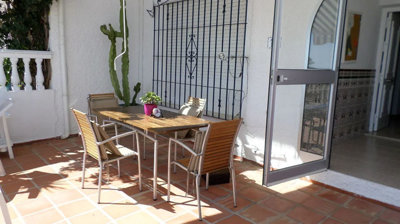 2-5bd7b9d04b45e33852eaf0ec6670150d