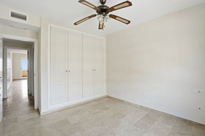 12-53013098fcab6c38b1379cd33298e050