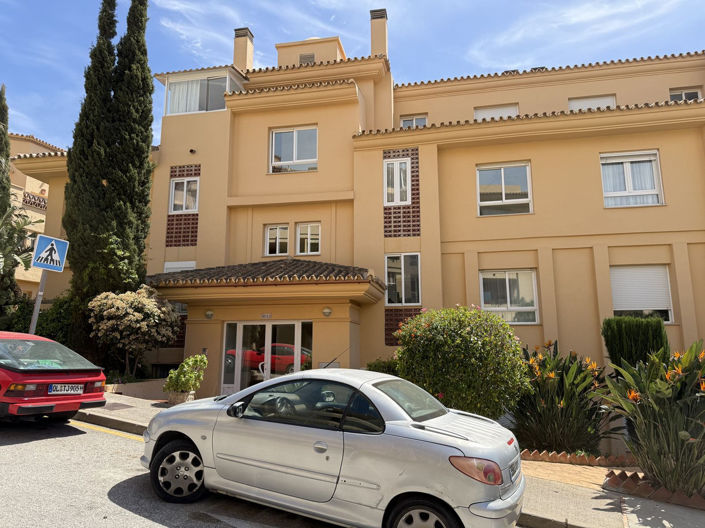 Image No.26-2 Bed Property for sale