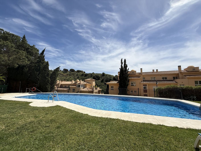 Image No.28-2 Bed Property for sale