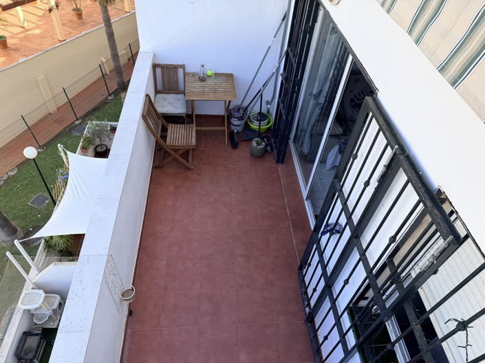 Image No.17-2 Bed Property for sale