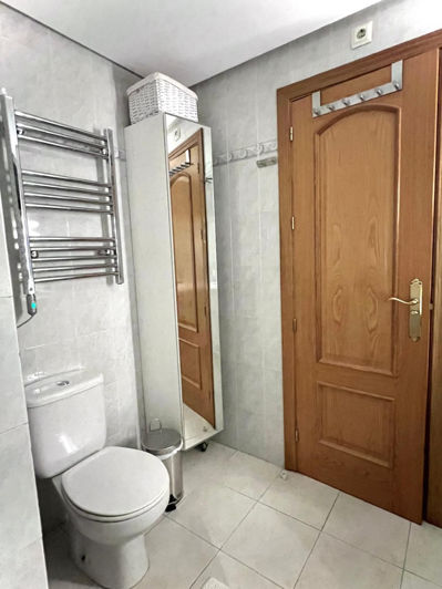 Image No.13-2 Bed Property for sale