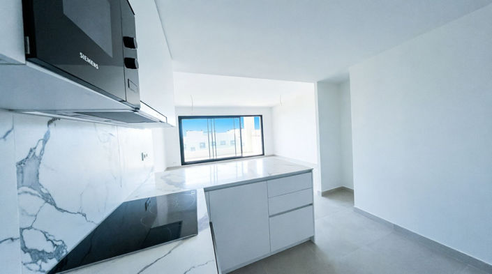 Image No.9-3 Bed Property for sale
