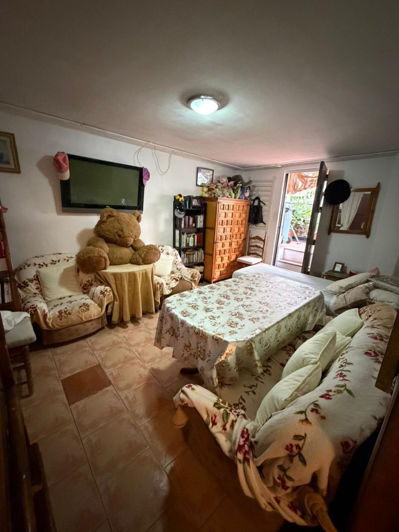 Image No.21-5 Bed Property for sale