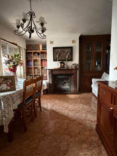 Image No.8-5 Bed Property for sale