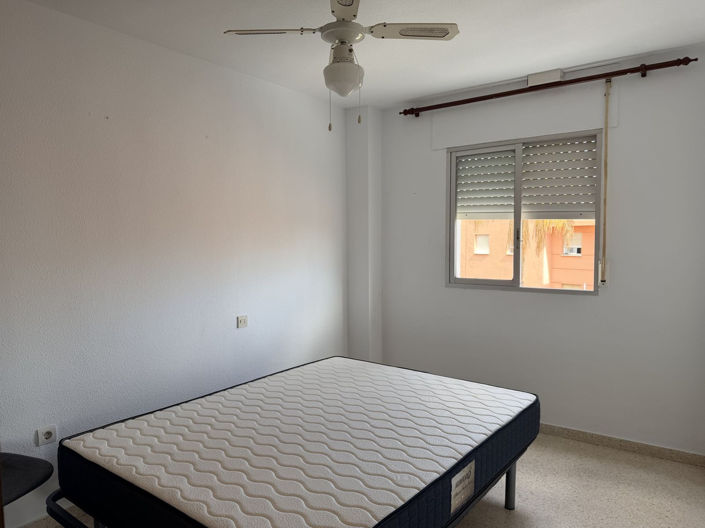 Image No.15-3 Bed Property for sale