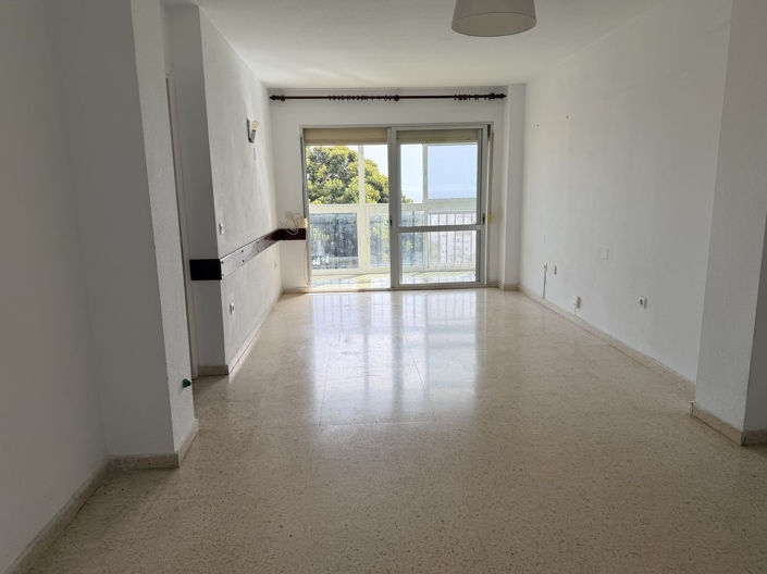 Image No.2-3 Bed Property for sale
