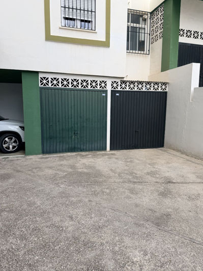 Image No.23-3 Bed Property for sale