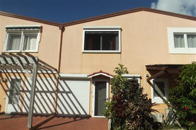 Maison de ville de 2 chambres à vendre à Jolly Harbour