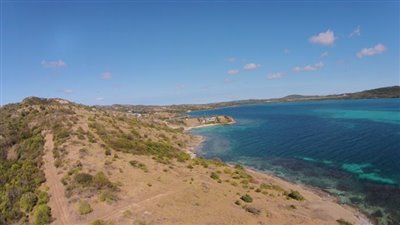 Terrain à vendre à Willoughby Bay