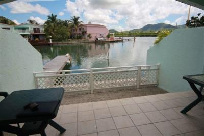 Maison de ville de 2 chambres à vendre à Jolly Harbour