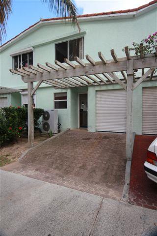 Image No.2-Maison de ville de 2 chambres à vendre à Jolly Harbour