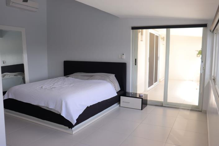 Image No.27-3 Bed Villa for sale