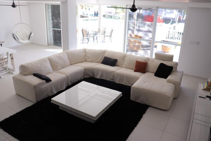 Image No.13-3 Bed Villa for sale