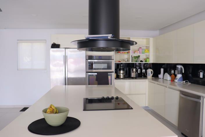 Image No.5-3 Bed Villa for sale